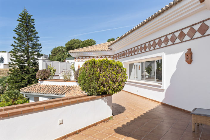 Image No.19-6 Bed Villa for sale