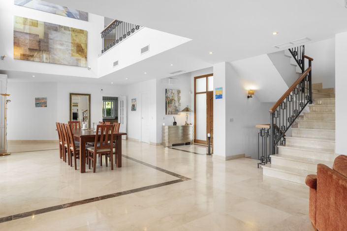 Image No.6-6 Bed Villa for sale