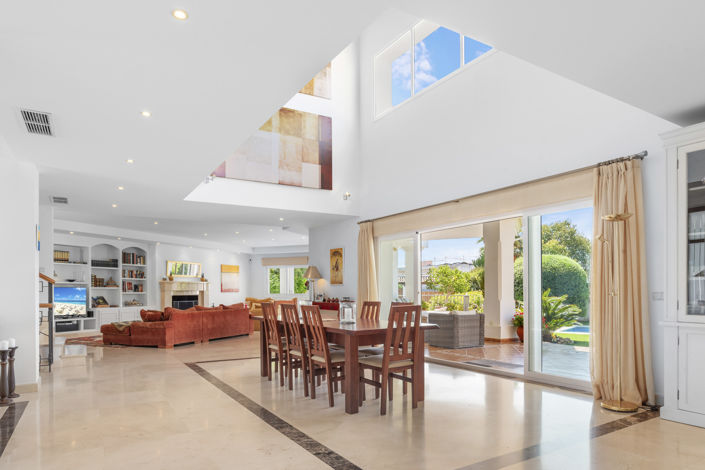 Image No.7-6 Bed Villa for sale
