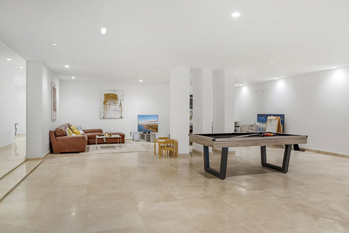 Image No.39-5 Bed Villa for sale