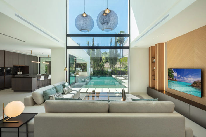 Image No.2-5 Bed Villa for sale