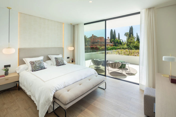 Image No.6-5 Bed Villa for sale