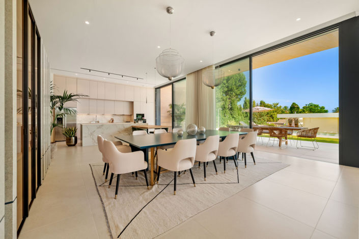 Image No.6-6 Bed Villa for sale