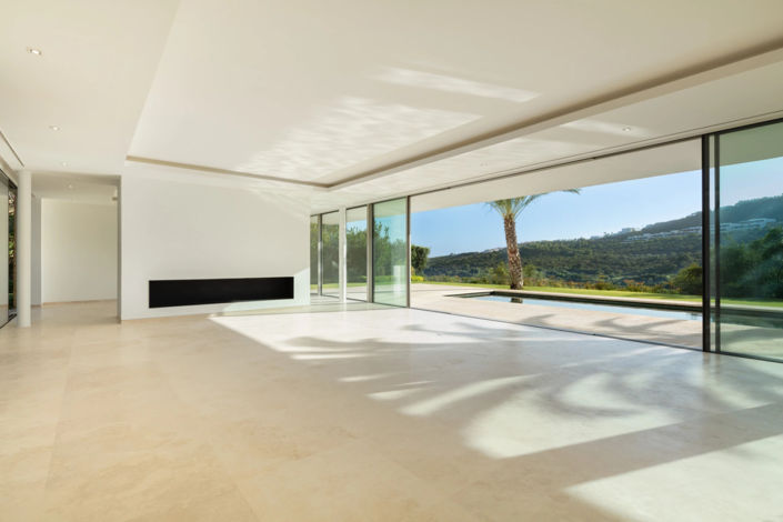 Image No.2-5 Bed Villa for sale
