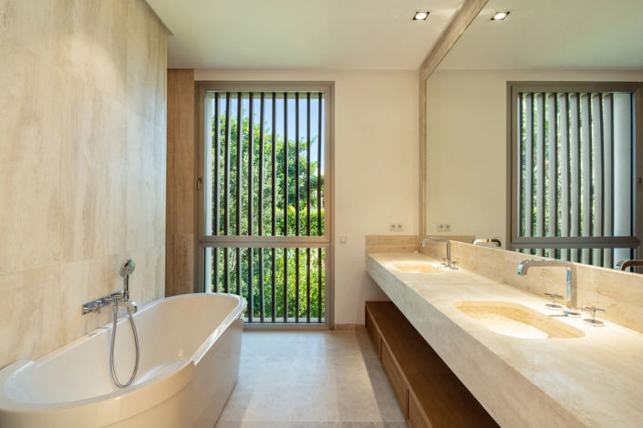 Image No.7-5 Bed Villa for sale