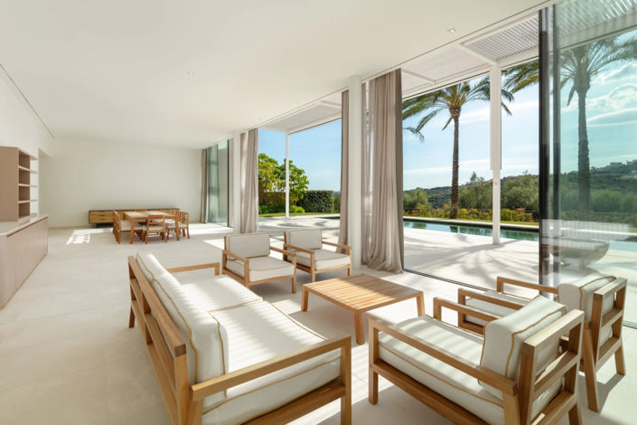 Image No.2-4 Bed Villa for sale