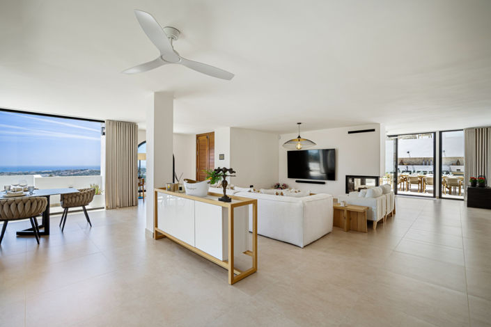 Image No.2-5 Bed Villa for sale
