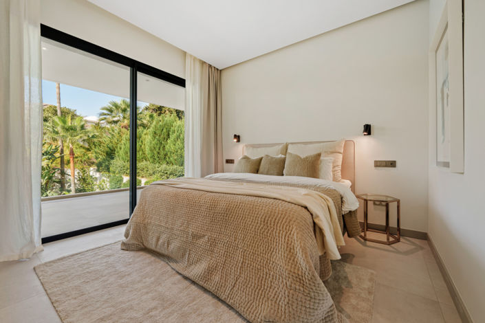 Image No.18-5 Bed Villa for sale