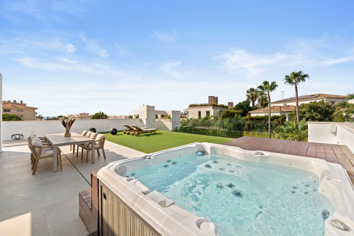 Image No.21-5 Bed Villa for sale