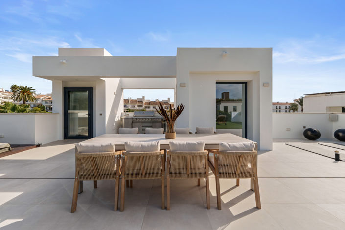 Image No.23-5 Bed Villa for sale