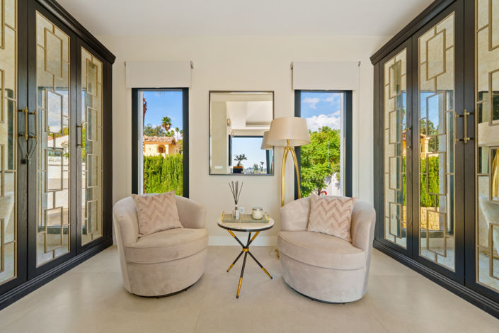 Image No.9-6 Bed Villa for sale