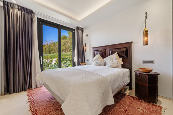 Image No.11-6 Bed Villa for sale