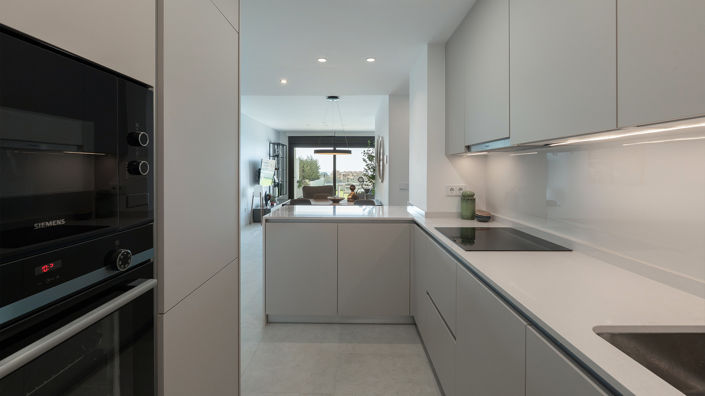 Image No.19-3 Bed Apartment for sale