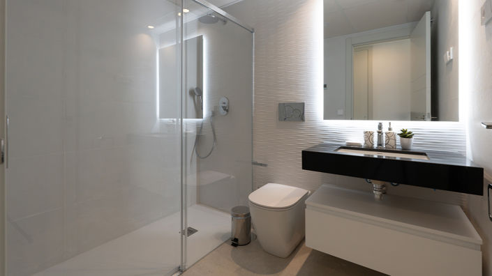 Image No.21-3 Bed Apartment for sale