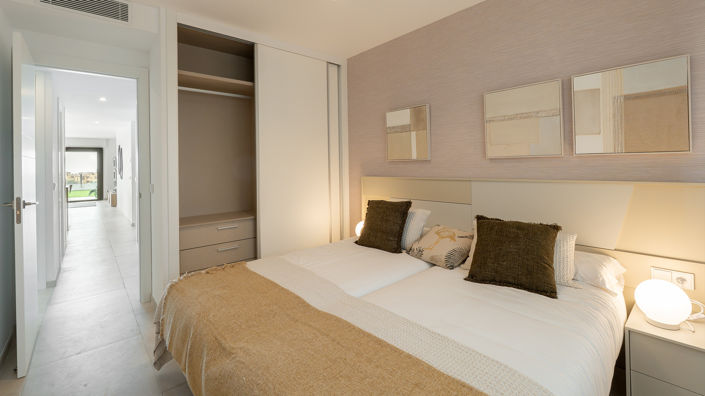 Image No.27-3 Bed Apartment for sale