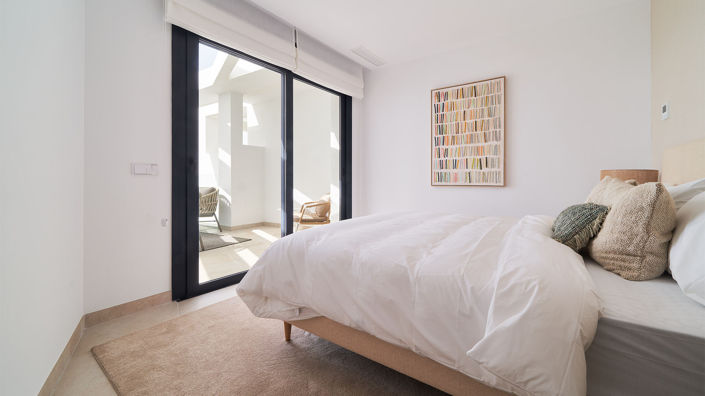 Image No.10-2 Bed Apartment for sale