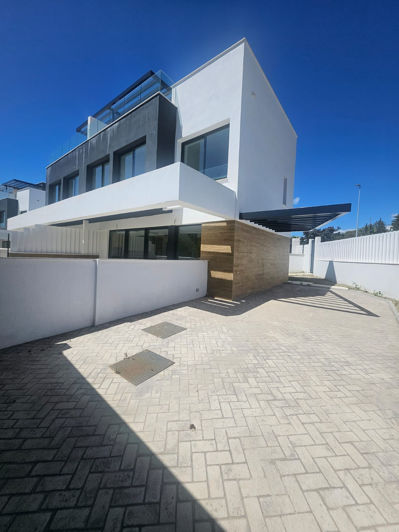 Image No.15-3 Bed Villa for sale