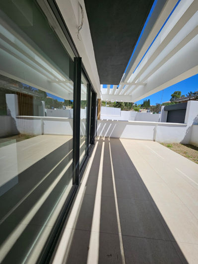 Image No.24-3 Bed Villa for sale