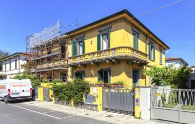 1 - Viareggio, Townhouse