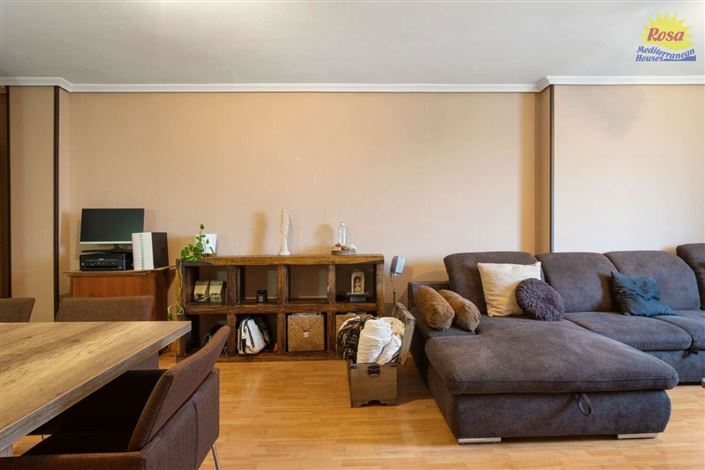 Image No.3-3 Bed Property for sale