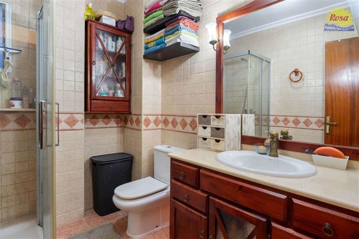 Image No.7-3 Bed Property for sale