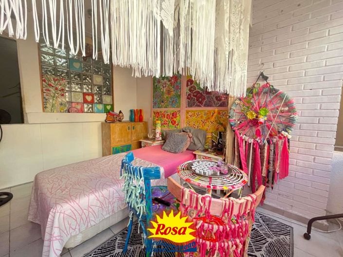 Image No.13-3 Bed Property for sale