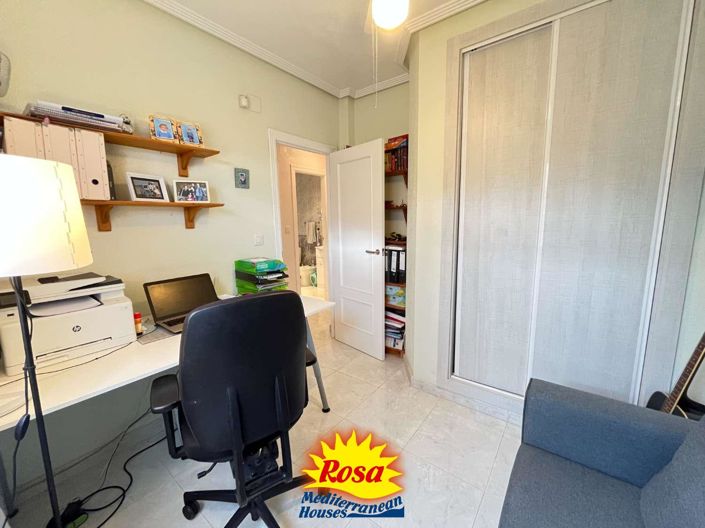 Image No.27-3 Bed Chalet for sale