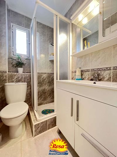 Image No.28-3 Bed Chalet for sale