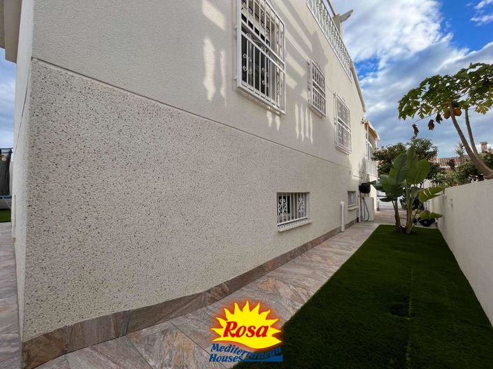 Image No.8-3 Bed Chalet for sale