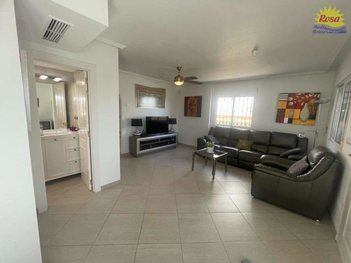 Image No.9-3 Bed Chalet for sale