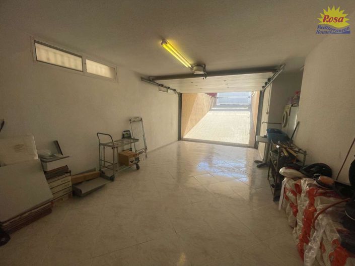 Image No.17-3 Bed Chalet for sale