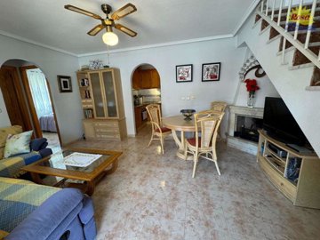 property188800769