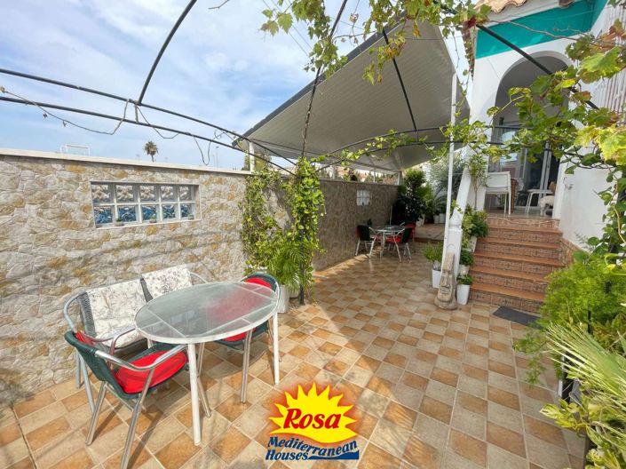 Image No.4-3 Bed Chalet for sale