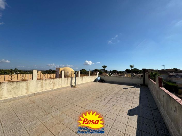 Image No.27-2 Bed Chalet for sale