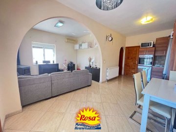 property189998343