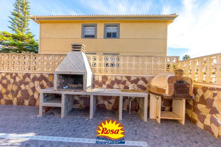 Image No.41-4 Bed Villa for sale