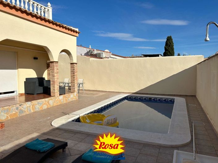 Image No.11-2 Bed Chalet for sale