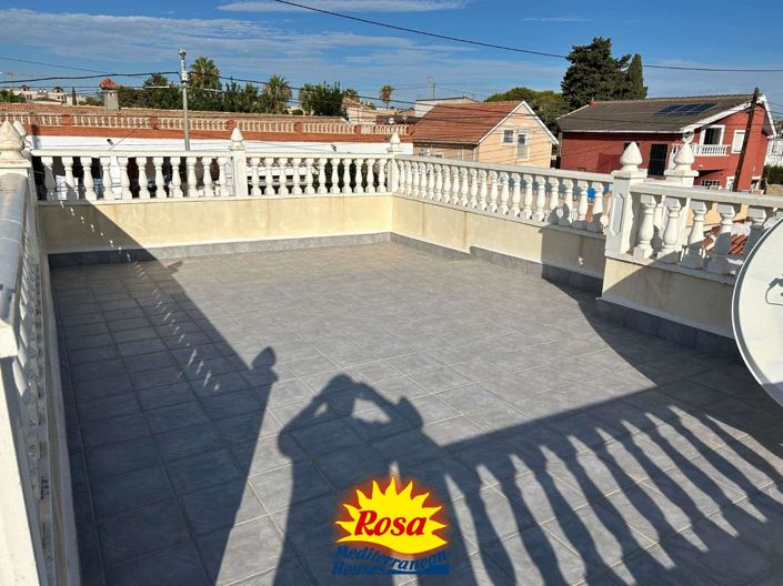 Image No.14-2 Bed Chalet for sale