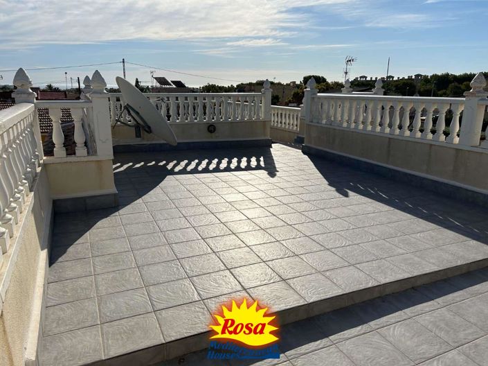 Image No.15-2 Bed Chalet for sale