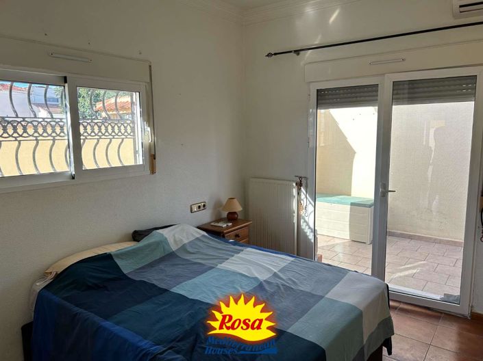 Image No.34-2 Bed Chalet for sale