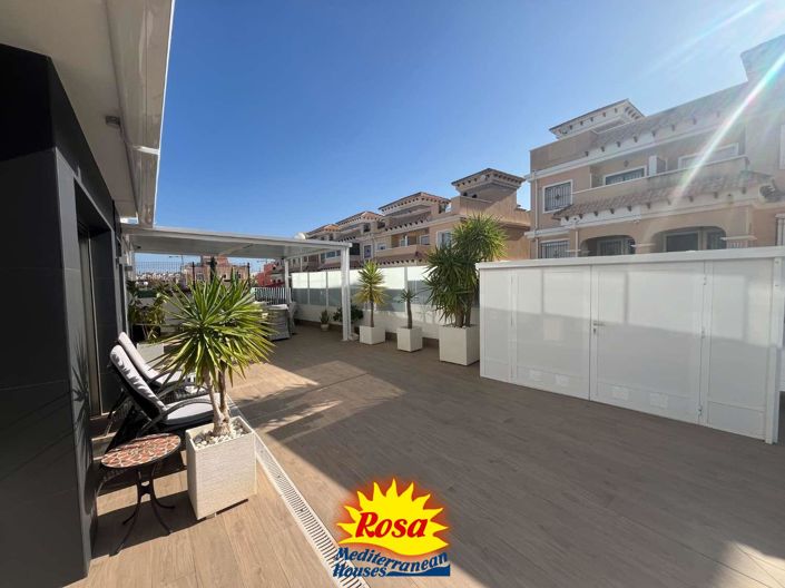 Image No.10-Villa de 4 chambres à vendre à Villamartin