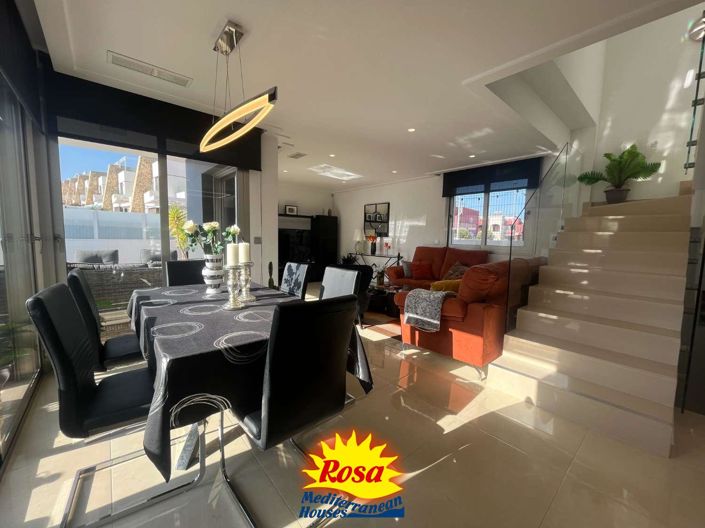 Image No.19-Villa de 4 chambres à vendre à Villamartin