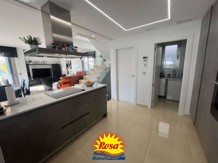 Image No.27-Villa de 4 chambres à vendre à Villamartin