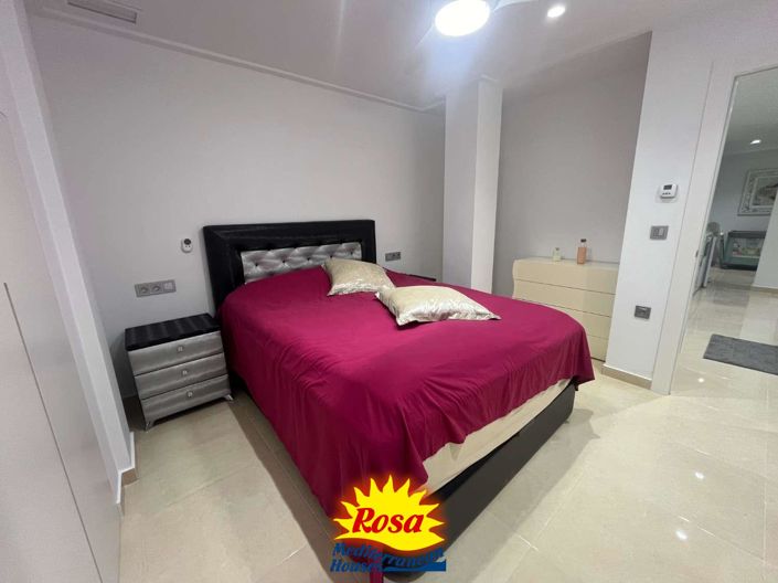 Image No.41-Villa de 4 chambres à vendre à Villamartin