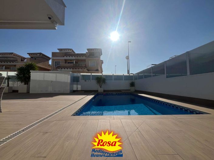 Image No.6-Villa de 4 chambres à vendre à Villamartin