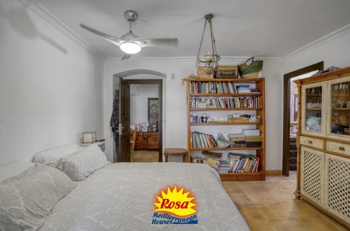 Image No.13-4 Bed Villa for sale