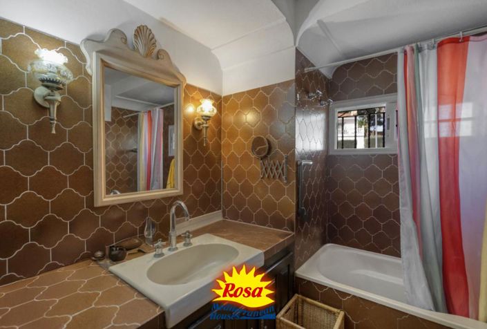 Image No.14-4 Bed Villa for sale