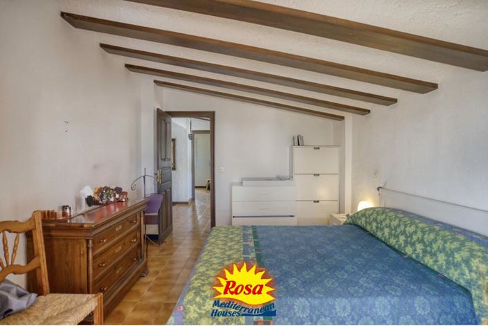 Image No.28-4 Bed Villa for sale