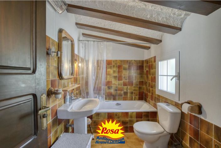 Image No.30-4 Bed Villa for sale