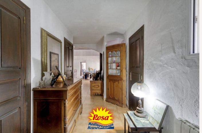 Image No.4-4 Bed Villa for sale